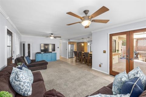 10894 Charing Cross Rd, Spring Valley, CA 91978 photo 8