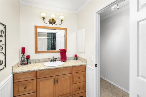 10894 Charing Cross Rd, Spring Valley, CA 91978 photo 11