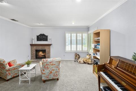 10894 Charing Cross Rd, Spring Valley, CA 91978 photo 12