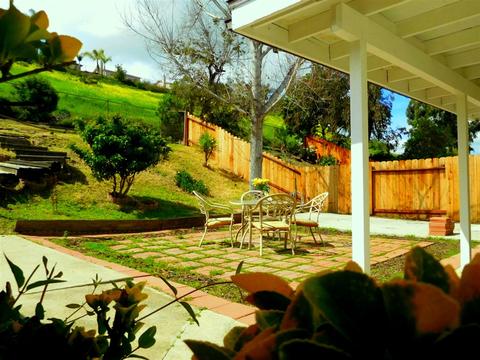 1271 Sagewood Dr, Oceanside, CA 92056 photo 2