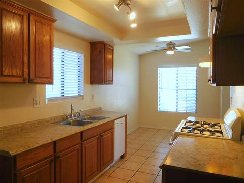1271 Sagewood Dr, Oceanside, CA 92056 photo 5