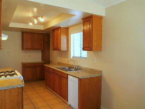 1271 Sagewood Dr, Oceanside, CA 92056 photo 6