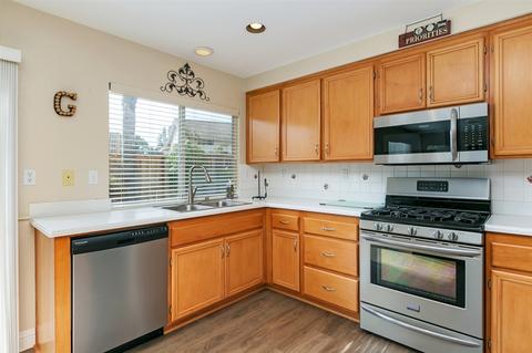 436 Alyssum Way, Oceanside, CA 92057 photo 8