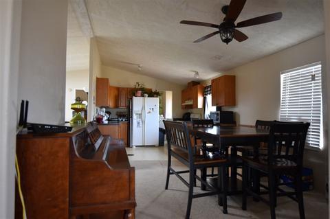 10376 White Rd, Phelan, CA 92371 photo 7