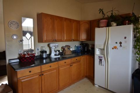 10376 White Rd, Phelan, CA 92371 photo 4