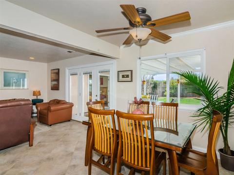 121 Edgewood Dr, Oceanside, CA 92054 photo 8