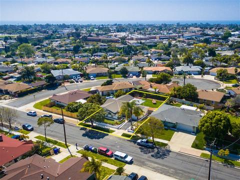 121 Edgewood Dr, Oceanside, CA 92054 photo 1