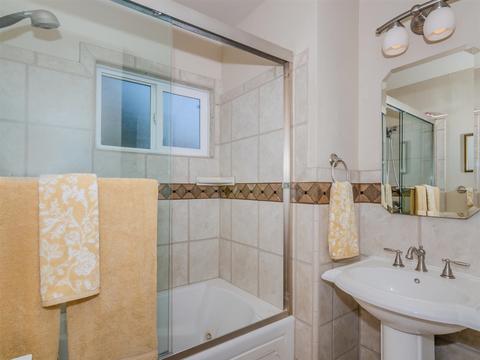 121 Edgewood Dr, Oceanside, CA 92054 photo 13