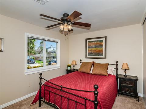 121 Edgewood Dr, Oceanside, CA 92054 photo 14