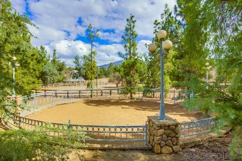 1545 Olivewood Ln, Alpine, CA 91901 photo 1