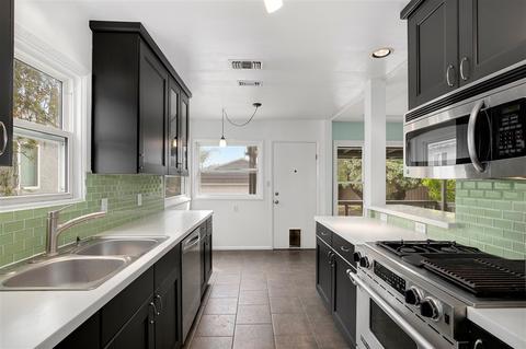 5151 Randlett Dr, La Mesa, CA 91942 photo 1