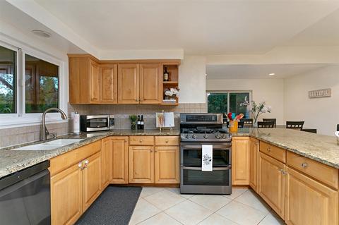 3131 Sans Souci Dr, Escondido, CA 92029 photo 11