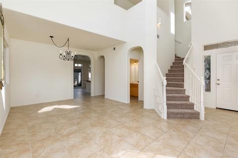 275 Diamante Way, Oceanside, CA 92056 photo 5