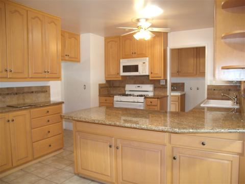 9386 Gregory St, La Mesa, CA 91942 photo 4