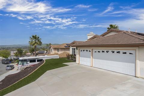8637 Clifford Heights Rd, Santee, CA 92071 photo 2