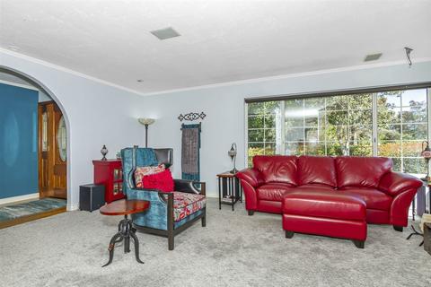 1951 Rockhoff Ln, Escondido, CA 92026 photo 8