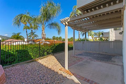 3837 Elderberry Gln, Escondido, CA 92025 photo 11