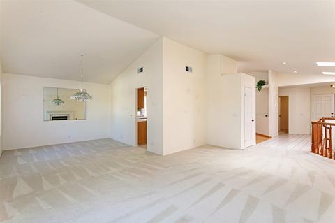 3837 Elderberry Gln, Escondido, CA 92025 photo 8