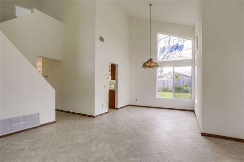3415 Meadow Vw, Oceanside, CA 92058 photo 4