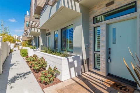2567 State St, Carlsbad, CA 92008 photo 1