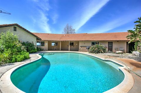 3185 Vista Del Rio, Fallbrook, CA 92028 photo 5