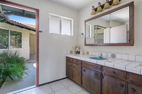 3185 Vista Del Rio, Fallbrook, CA 92028 photo 17