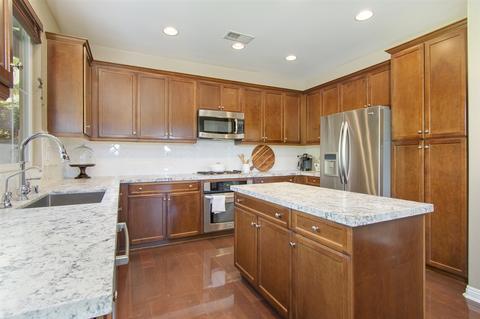 318 Mission View Way, Oceanside, CA 92058 photo 7