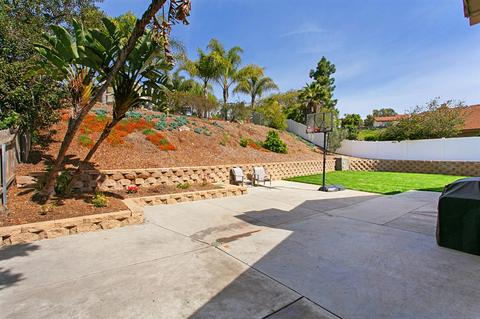 3577 Prestwick Cir, Oceanside, CA 92056 photo 15