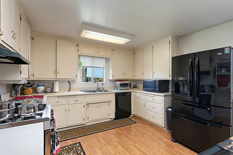 1447 Hedionda Ave, Vista, CA 92081 photo 11