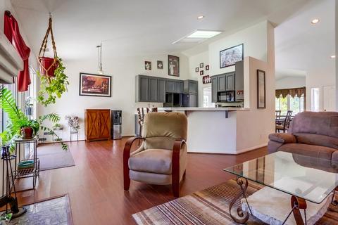 23 Avenida Descanso, Oceanside, CA 92057 photo 8