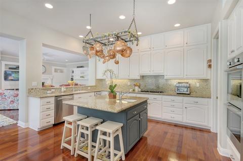 7984 Paseo Esmerado, Carlsbad, CA 92009 photo 2