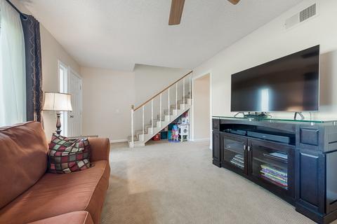 10594 Kerrigan Ct, Santee, CA 92071 photo 5