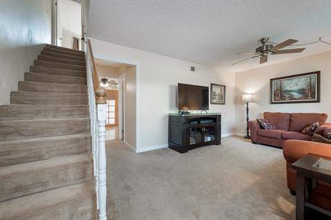 10594 Kerrigan Ct, Santee, CA 92071 photo 2
