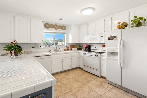9462 Eric Pl, El Cajon, CA 92021 photo 7