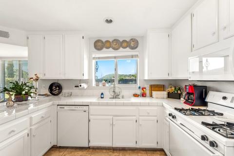 9462 Eric Pl, El Cajon, CA 92021 photo 8