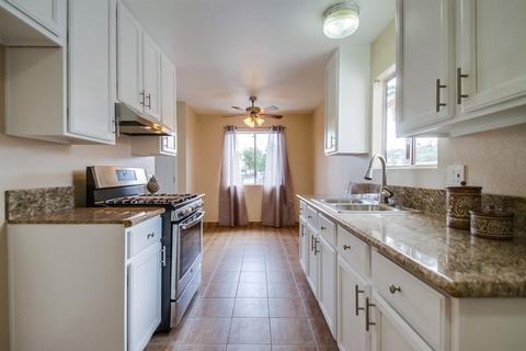 155 Avenida Del Gado, Oceanside, CA 92057 photo 12
