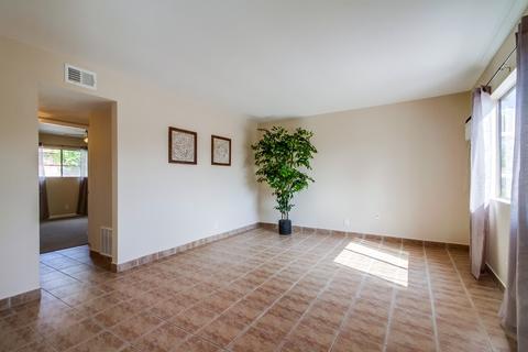 155 Avenida Del Gado, Oceanside, CA 92057 photo 2