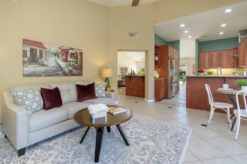2135 Willowbrook St, Escondido, CA 92029 photo 8