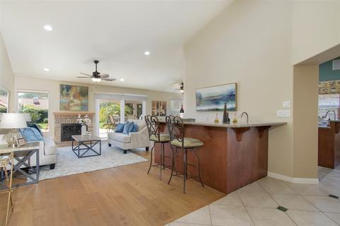 2135 Willowbrook St, Escondido, CA 92029 photo 3