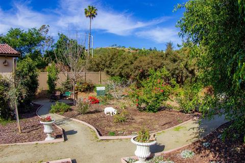 995 Audrey Pl, Vista, CA 92084 photo 23