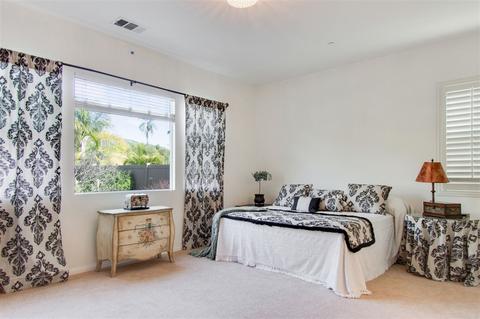 995 Audrey Pl, Vista, CA 92084 photo 10