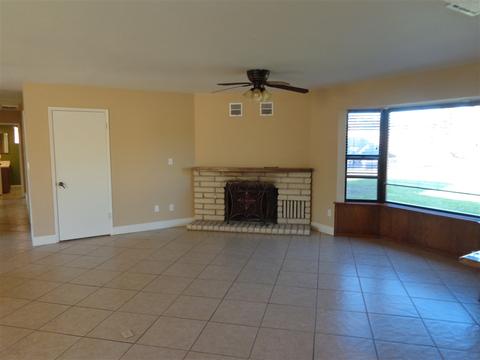 820 Palm Ter, Escondido, CA 92025 photo 18