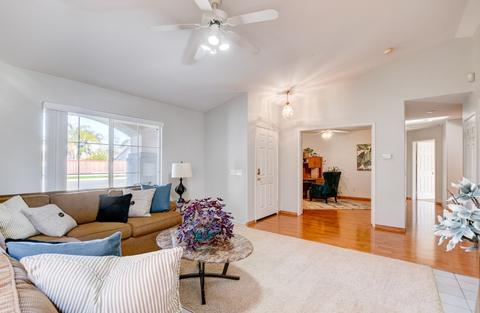 239 Del Mesa St, Oceanside, CA 92058 photo 4