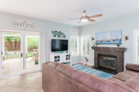 1024 Gallery Dr, Oceanside, CA 92057 photo 9