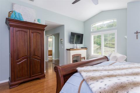 1024 Gallery Dr, Oceanside, CA 92057 photo 16