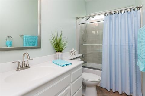 1024 Gallery Dr, Oceanside, CA 92057 photo 12