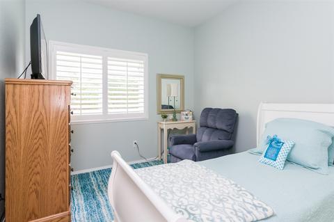 1024 Gallery Dr, Oceanside, CA 92057 photo 11