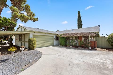 2255 Weatherby Ave, Escondido, CA 92027 photo 2