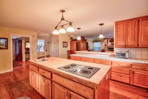393 Sheila Ln, Fallbrook, CA 92028 photo 12