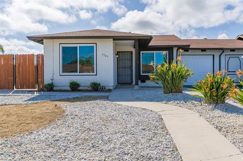 1547 Rolling Hills Dr, Oceanside, CA 92056 photo 2